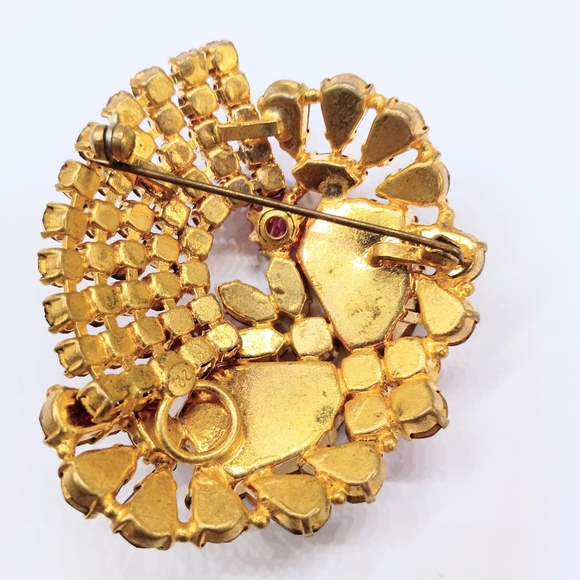 Vintage Eye Popping Heliotrope Rhinestone Brooch - Picture 5 of 5